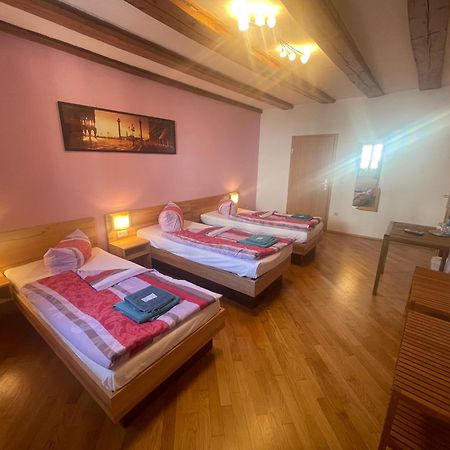 Hotel - Ristorante La Grotta Speyer Eksteriør billede